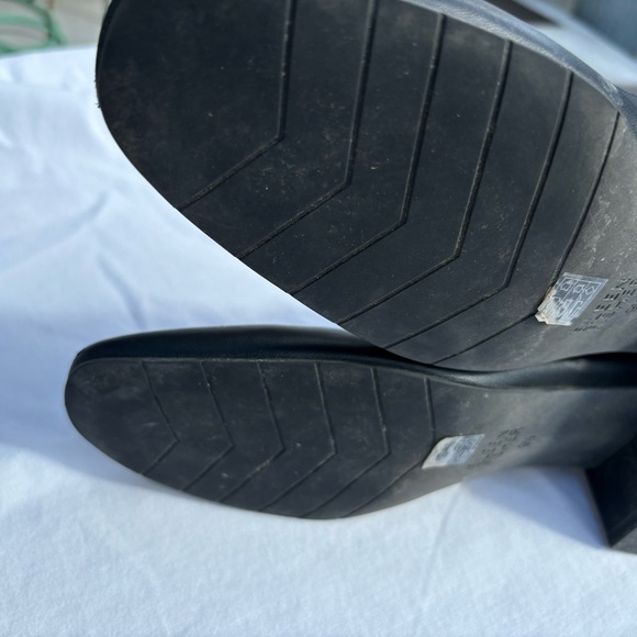 Eileen Fisher Winn Pump Women's Block Heel Shoes in BLACK Size 9.5 - Picture 4 of 10